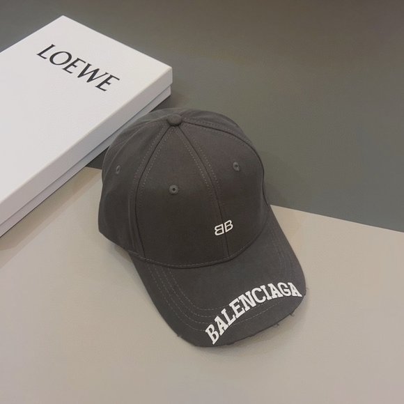 Balenciaga peaked cap new unused main image 4